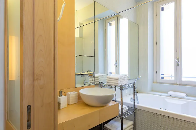 Apollo Apartments Colosseo Рим