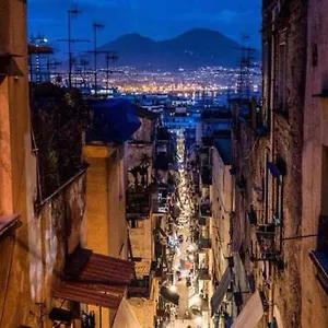 https://solarium-house.hotels-amalfi.com