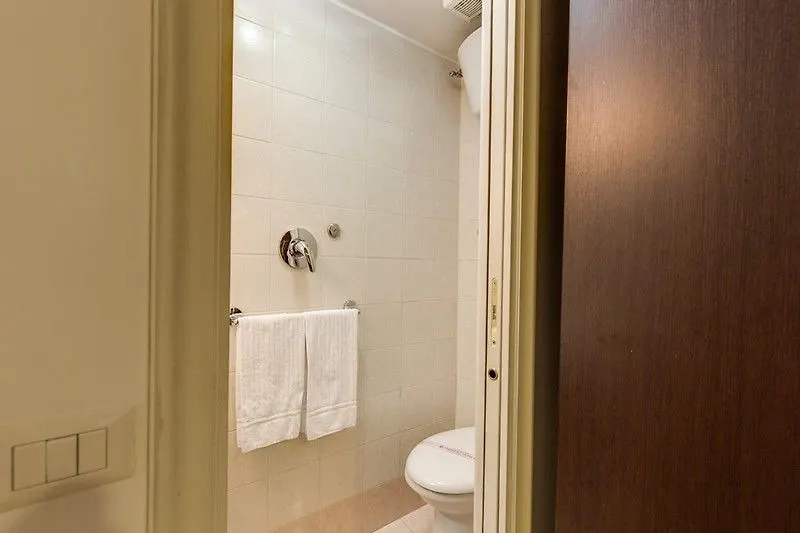 Apollo Apartments Colosseo Рим 0*,  Италия