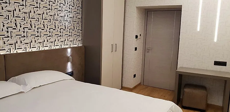 Apollo Apartments Colosseo Рим