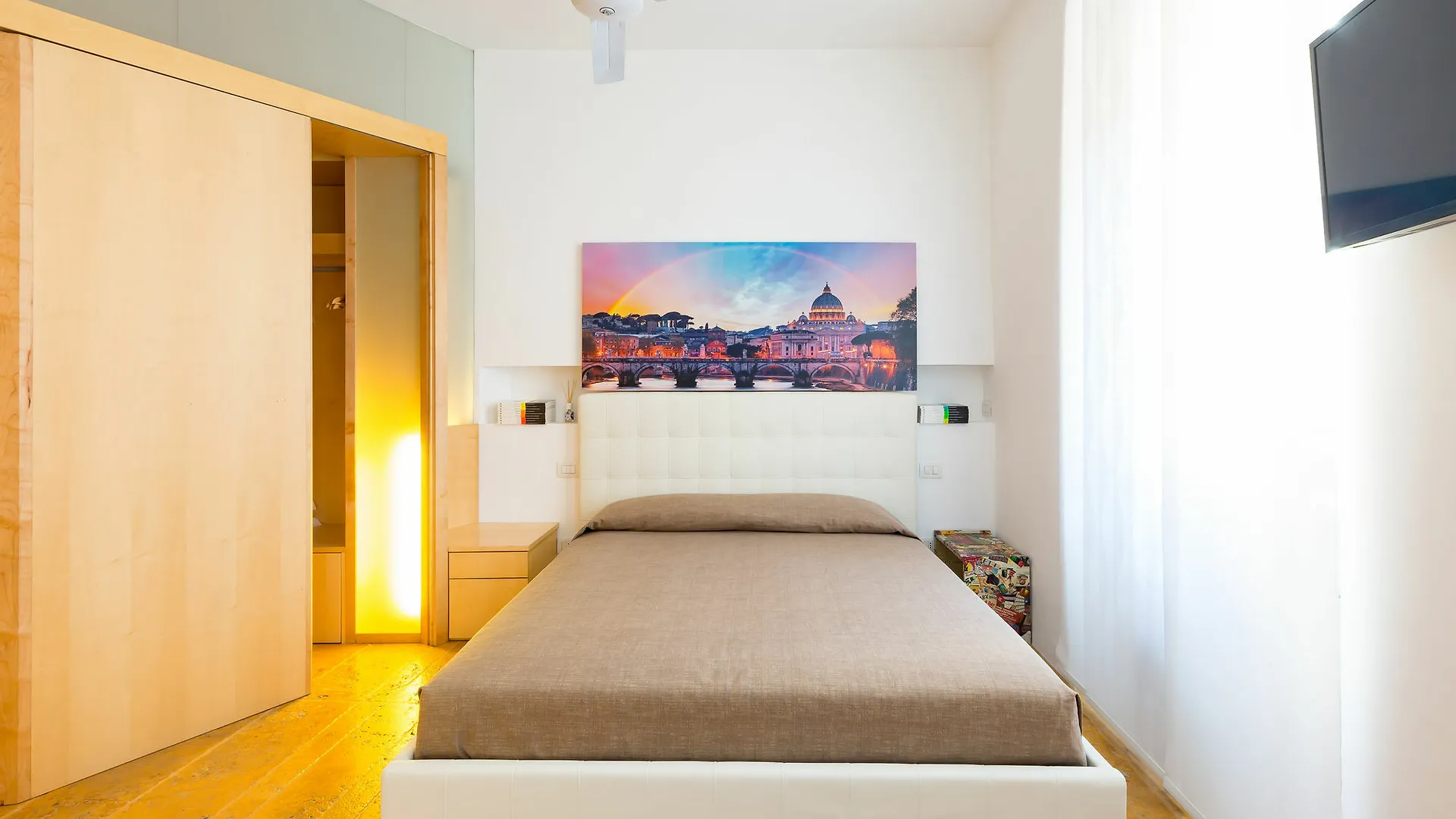 Apollo Apartments Colosseo Рим