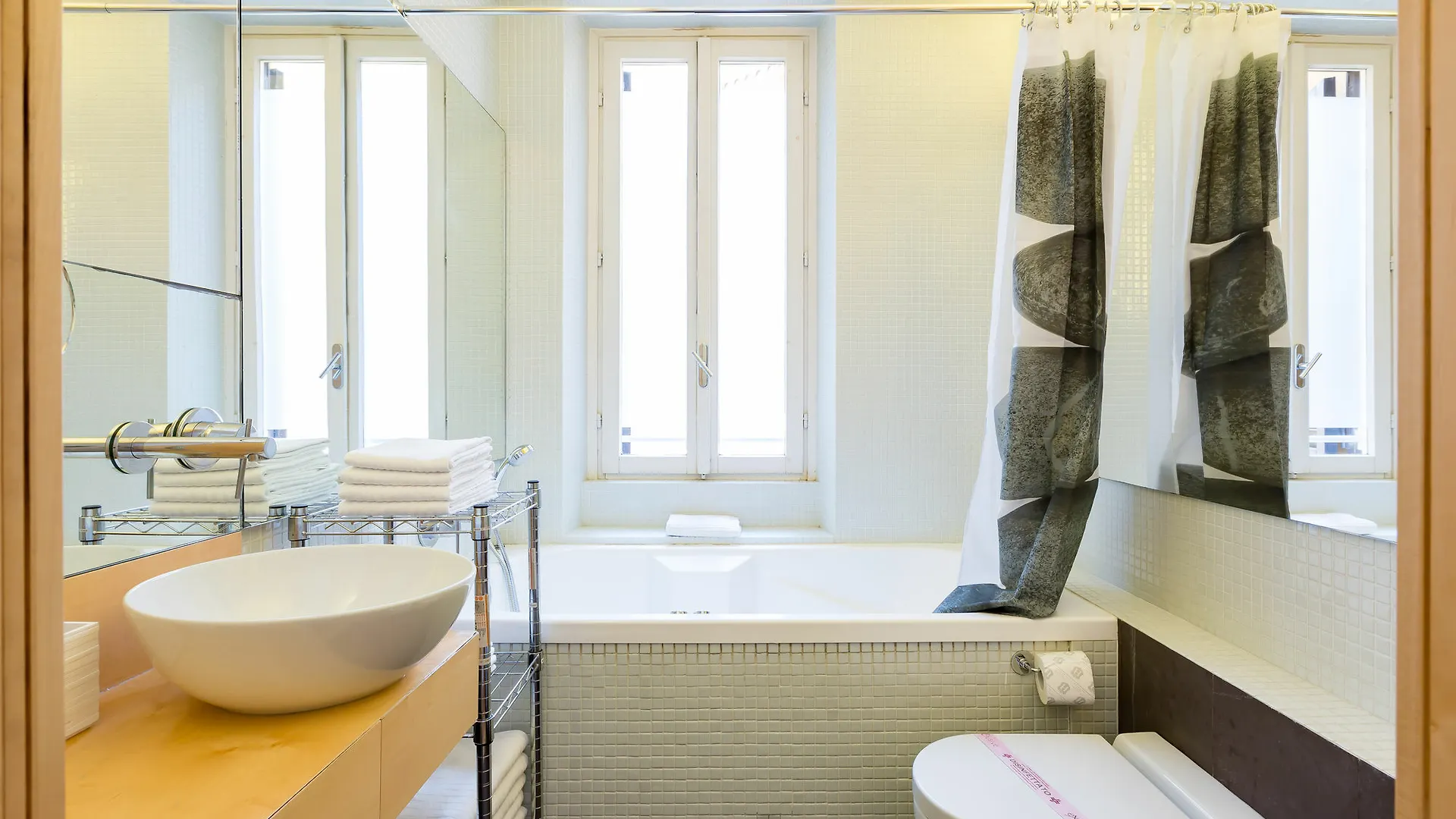 Apollo Apartments Colosseo Рим