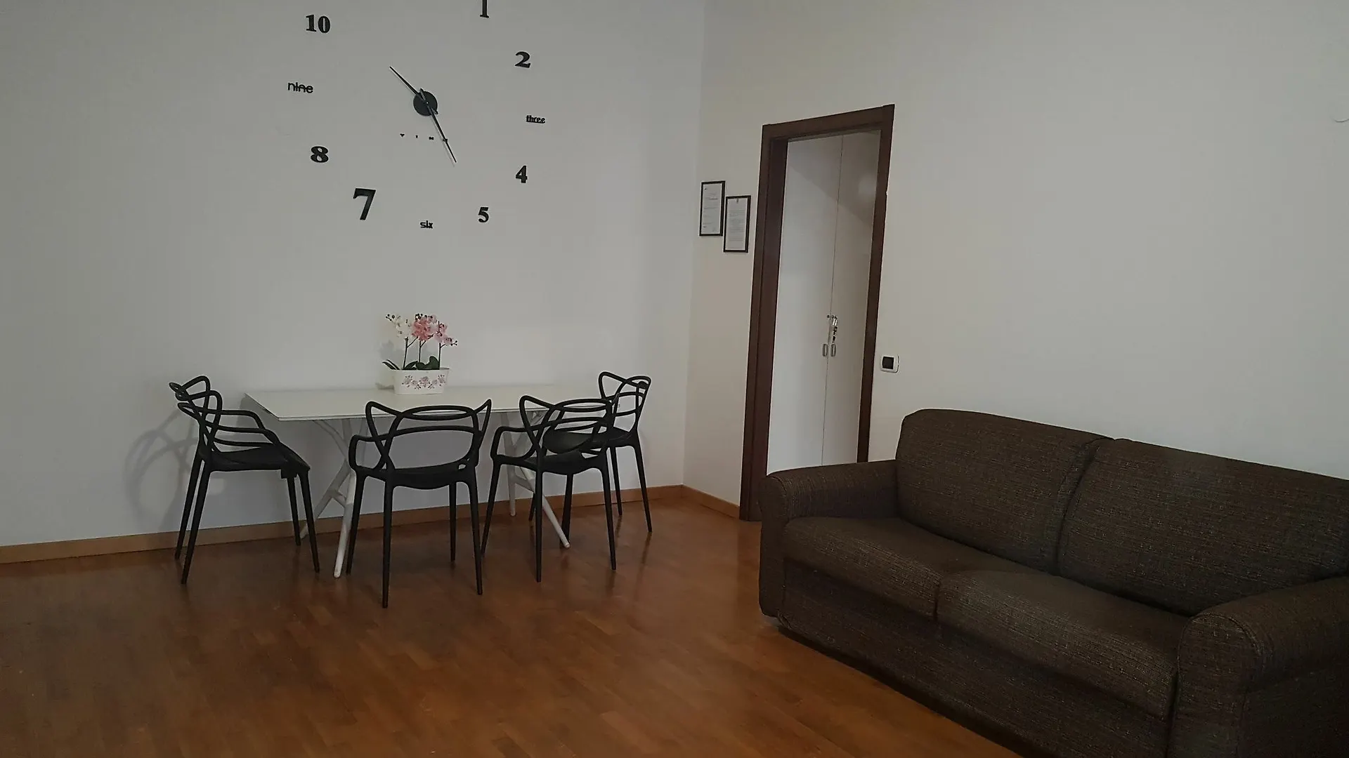 Apollo Apartments Colosseo Рим Италия