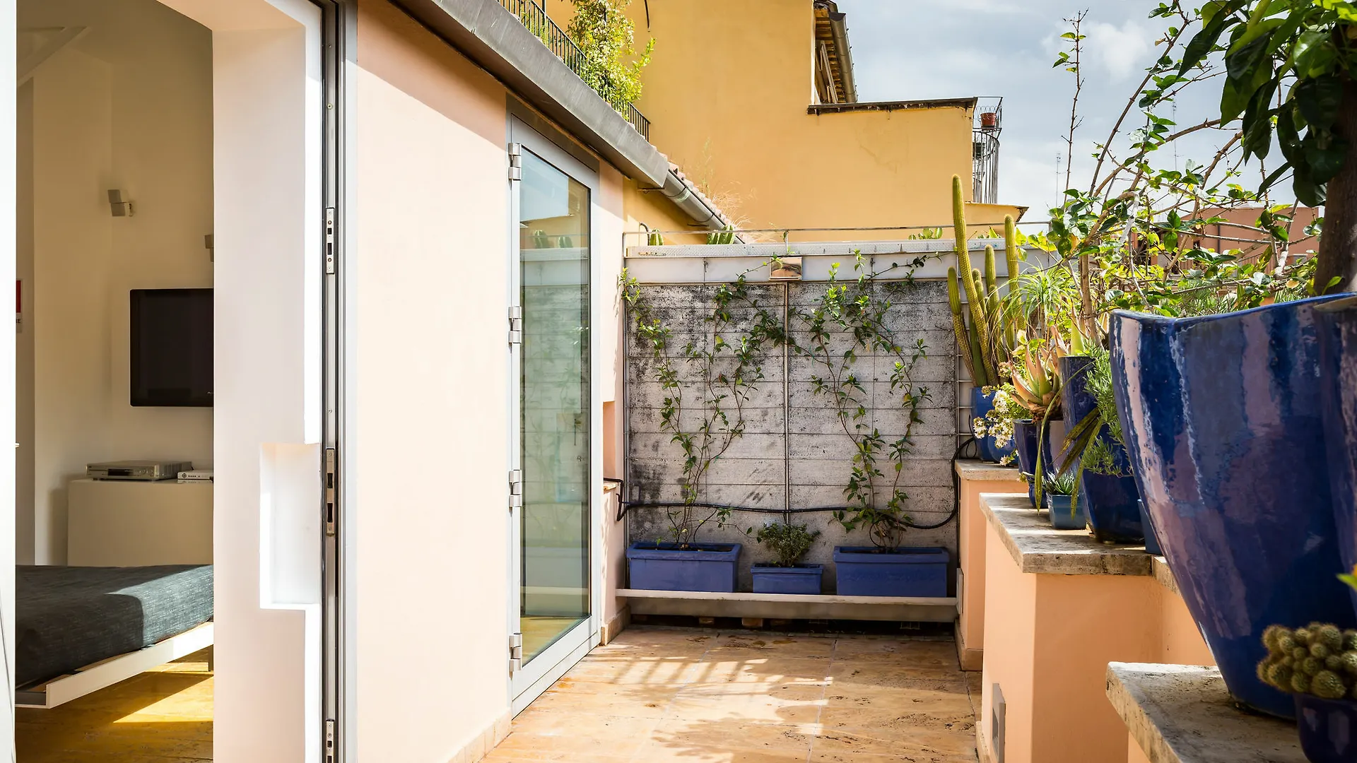 Apollo Apartments Colosseo Рим
