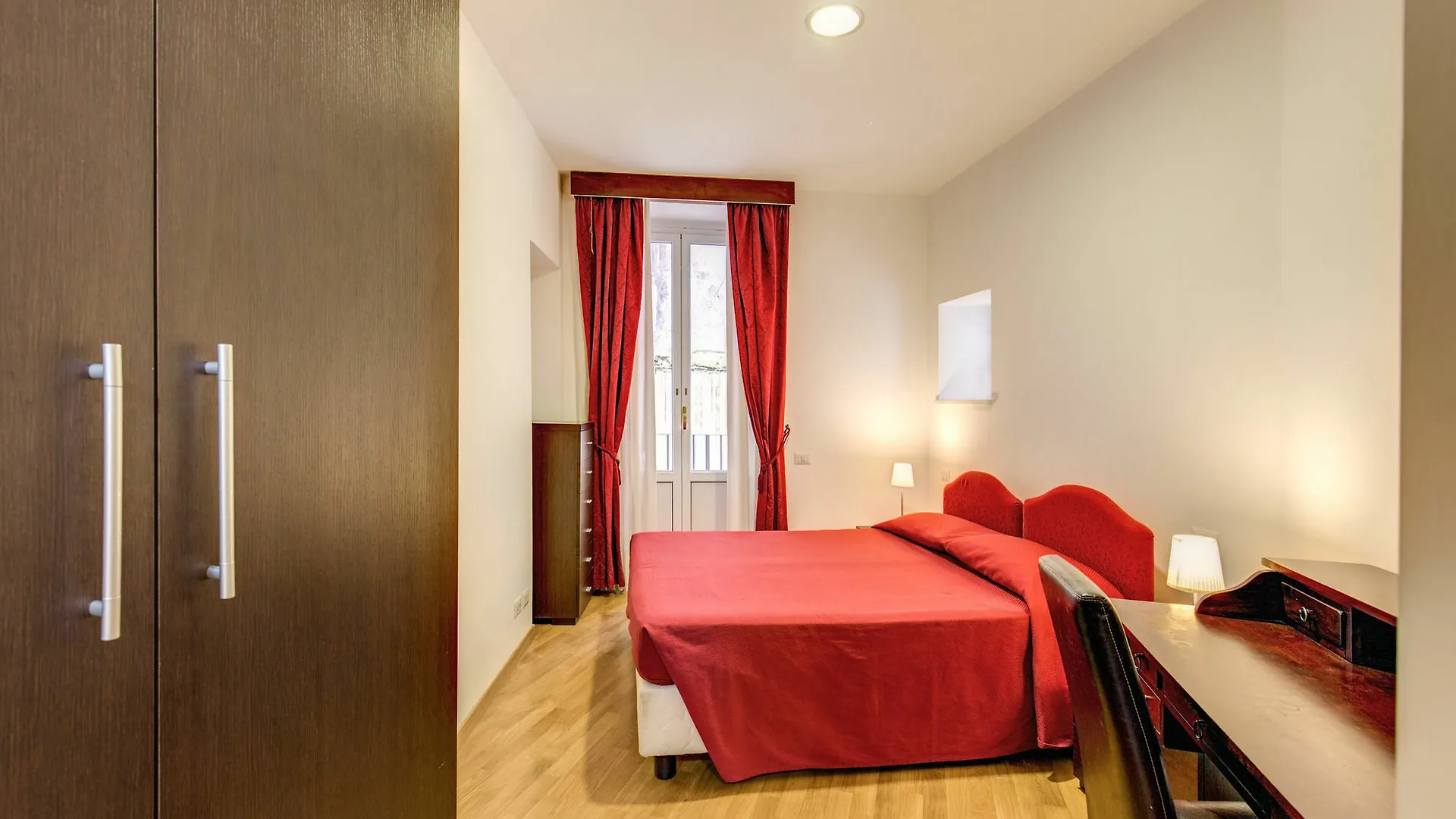 Apollo Apartments Colosseo Рим 0*,