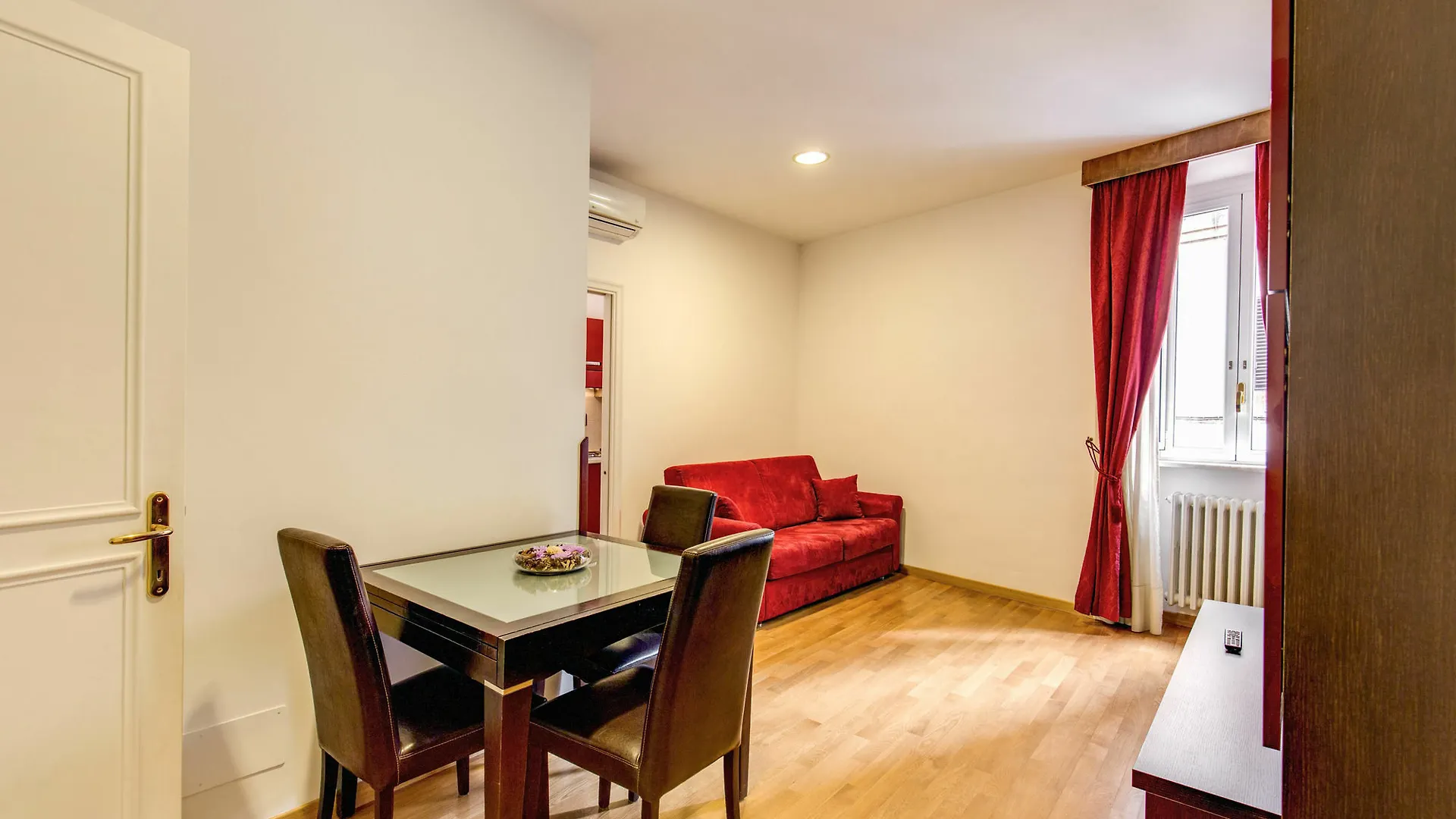 Apollo Apartments Colosseo Рим