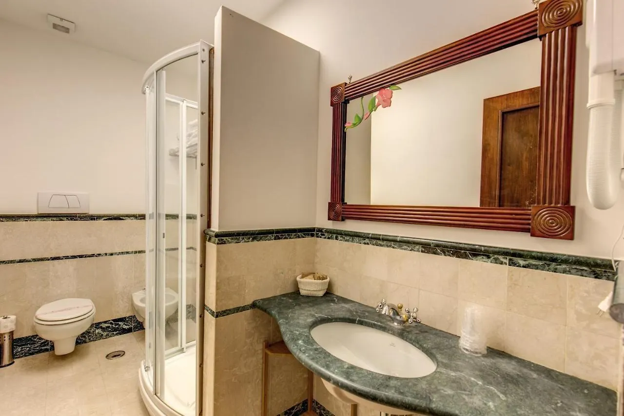 Apollo Apartments Colosseo Рим Италия